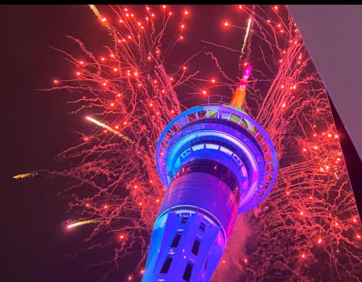 Skytower View And Seaview 2 Bedroom Apartment โอ๊คแลนด์ ภายนอก รูปภาพ