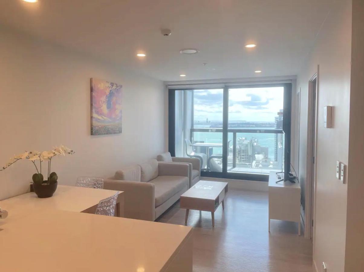 Skytower View And Seaview 2 Bedroom Apartment โอ๊คแลนด์ ภายนอก รูปภาพ